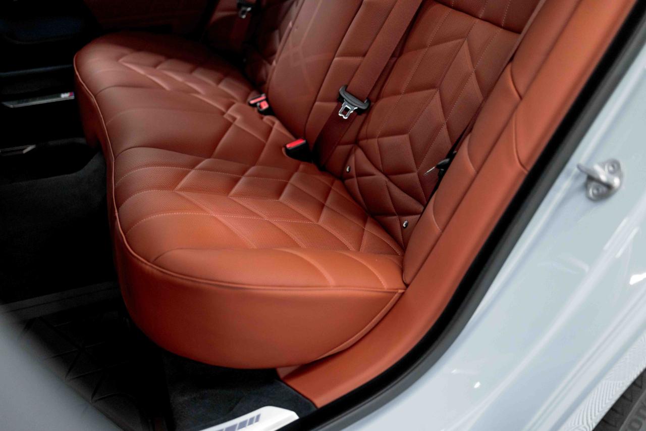 BMW 7-Series 760i xDrive 2024