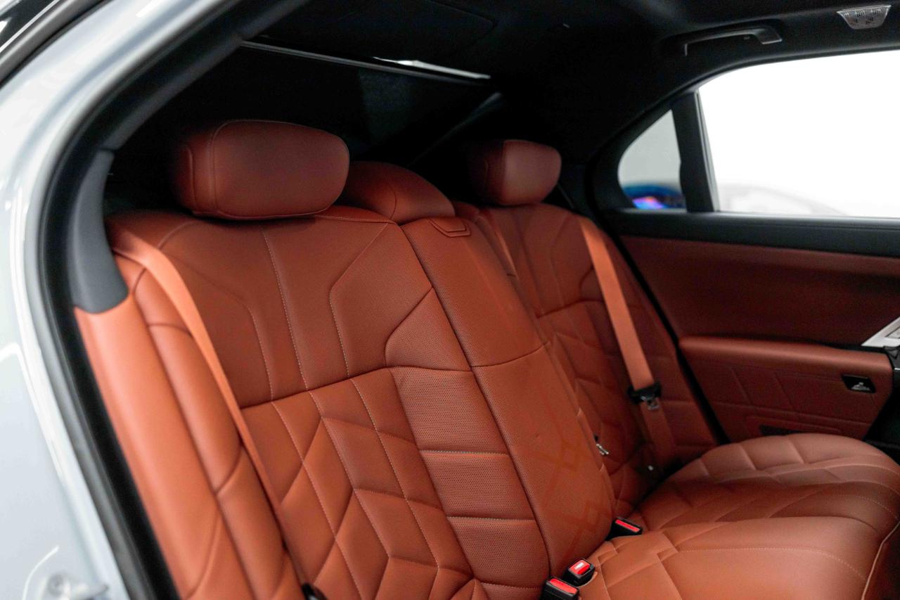 BMW 7-Series 760i xDrive 2024