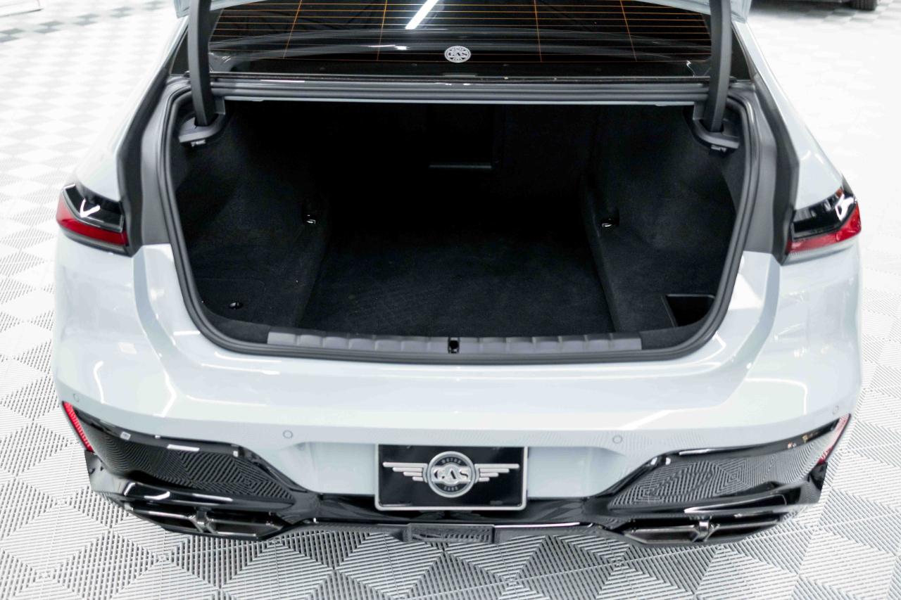 BMW 7-Series 760i xDrive 2024