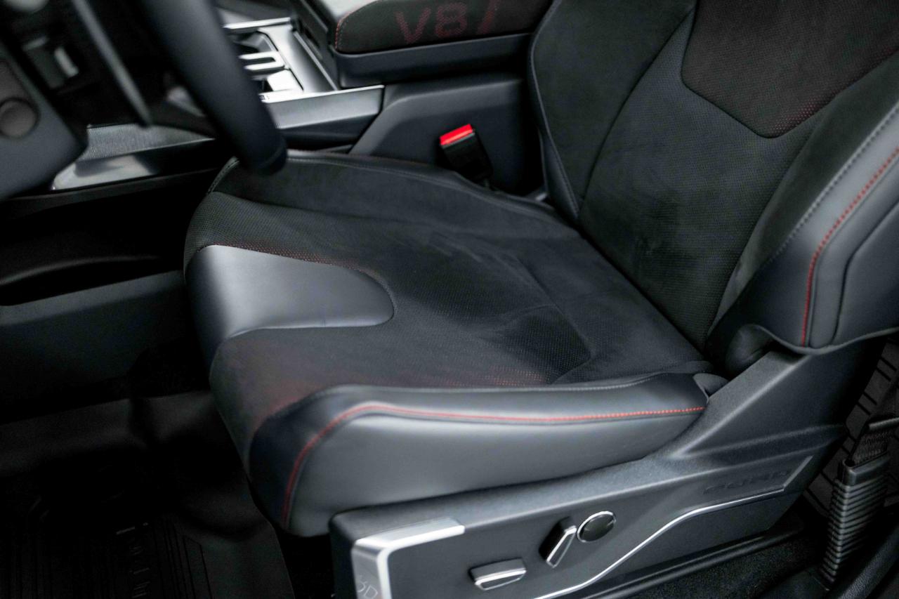 Ford F-150 Raptor SuperCrew 4WD 2026