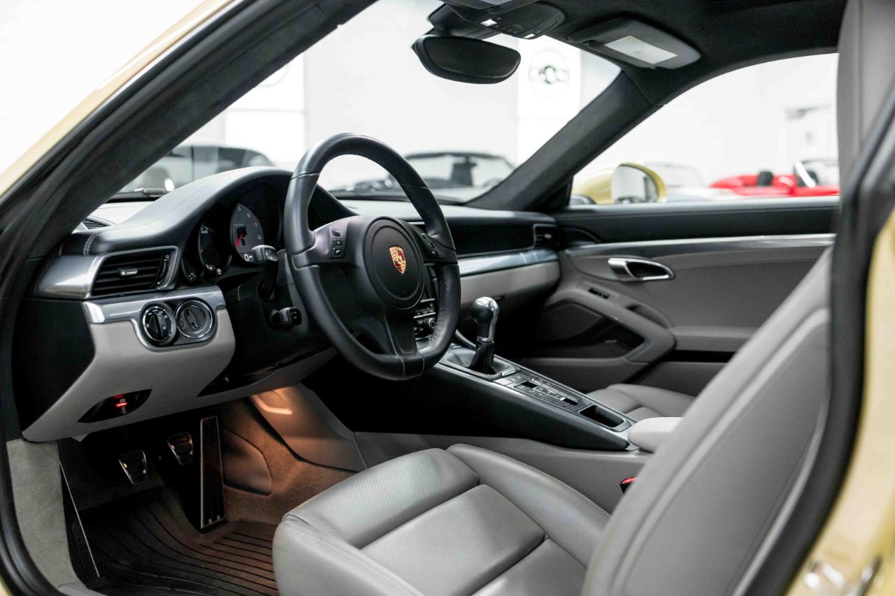 Porsche 911 Carrera S Coupe 2014