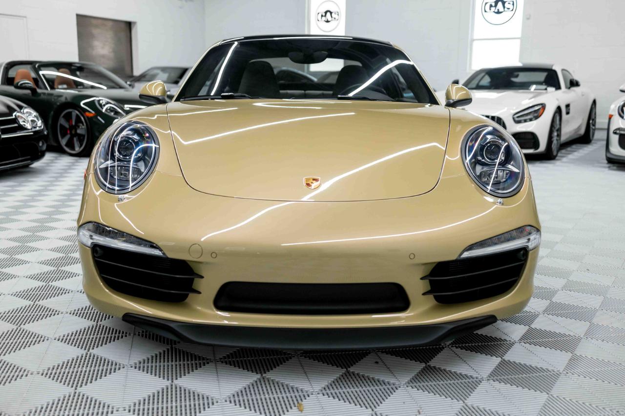 Porsche 911 Carrera S Coupe 2014