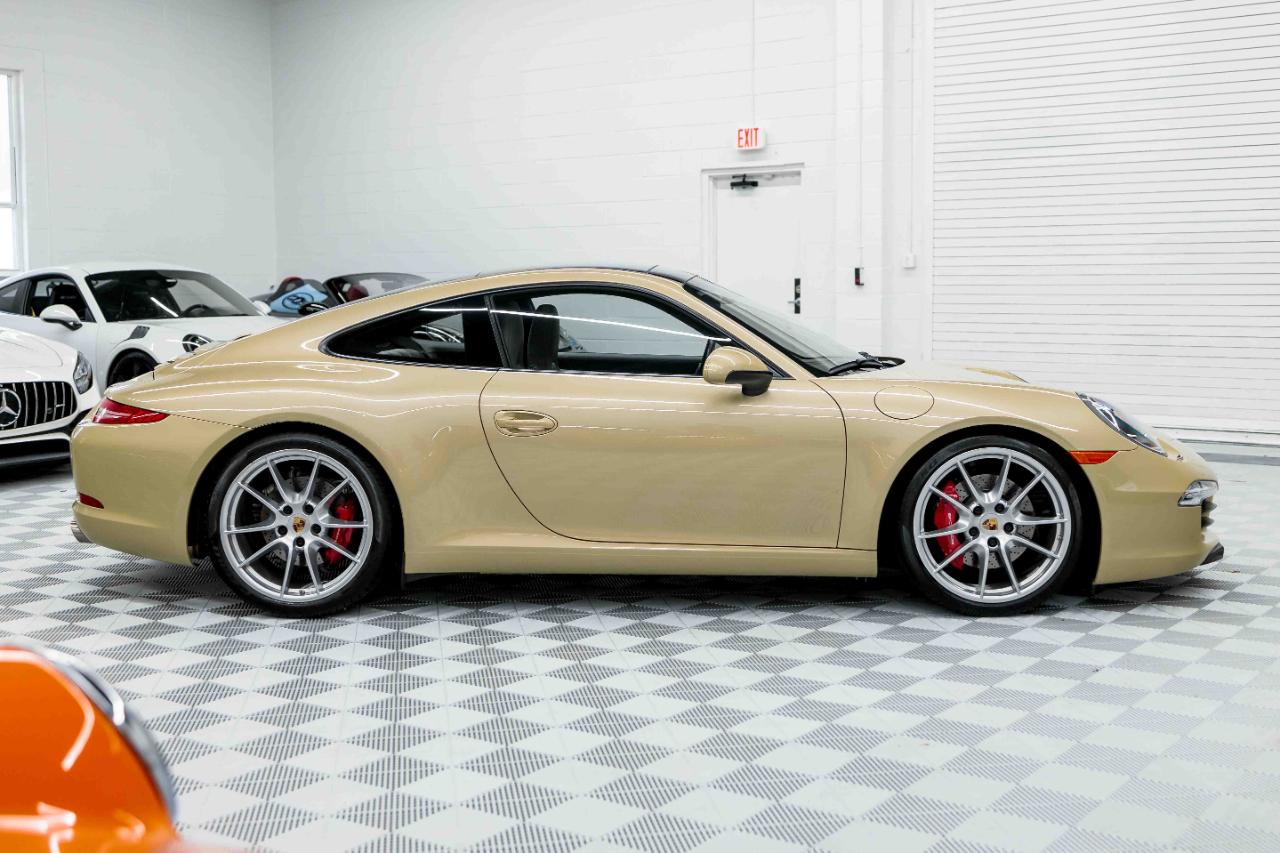 Porsche 911 Carrera S Coupe 2014