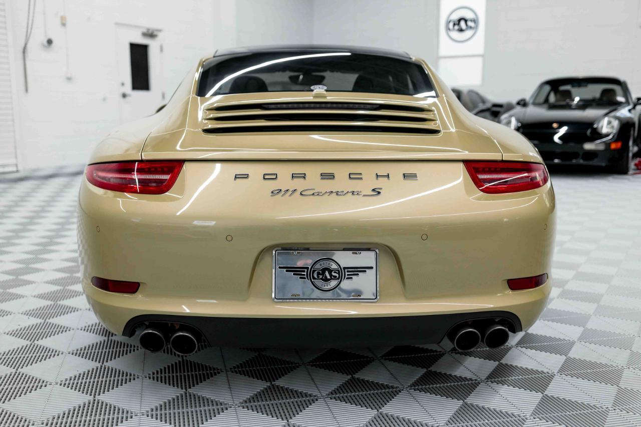 Porsche 911 Carrera S Coupe 2014