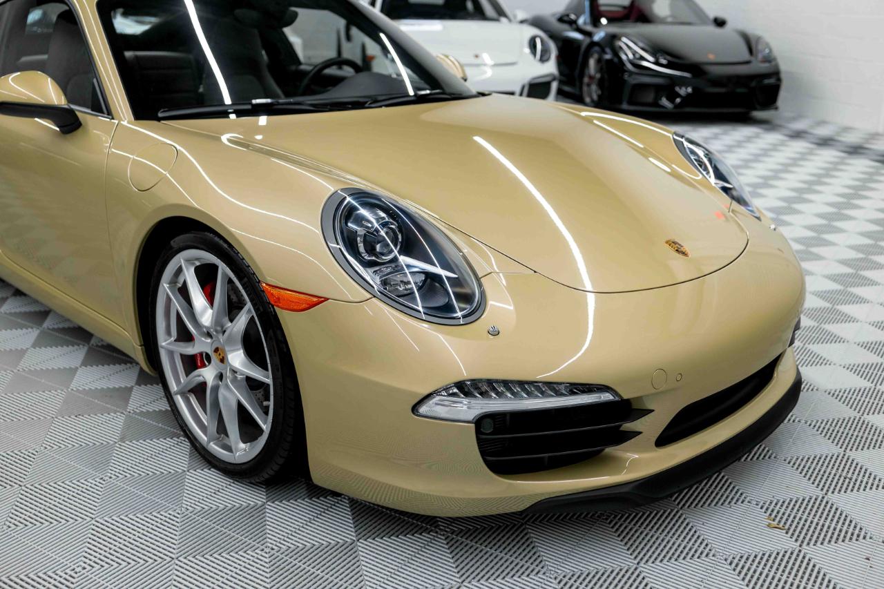 Porsche 911 Carrera S Coupe 2014