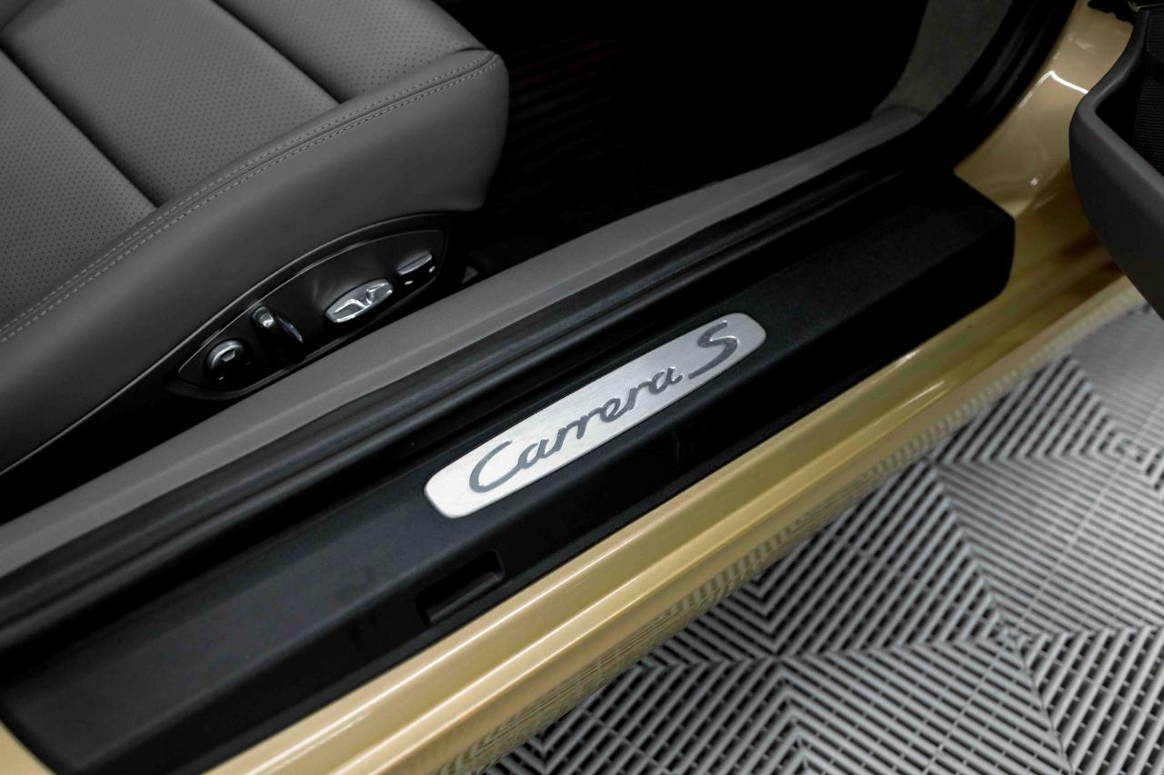 Porsche 911 Carrera S Coupe 2014