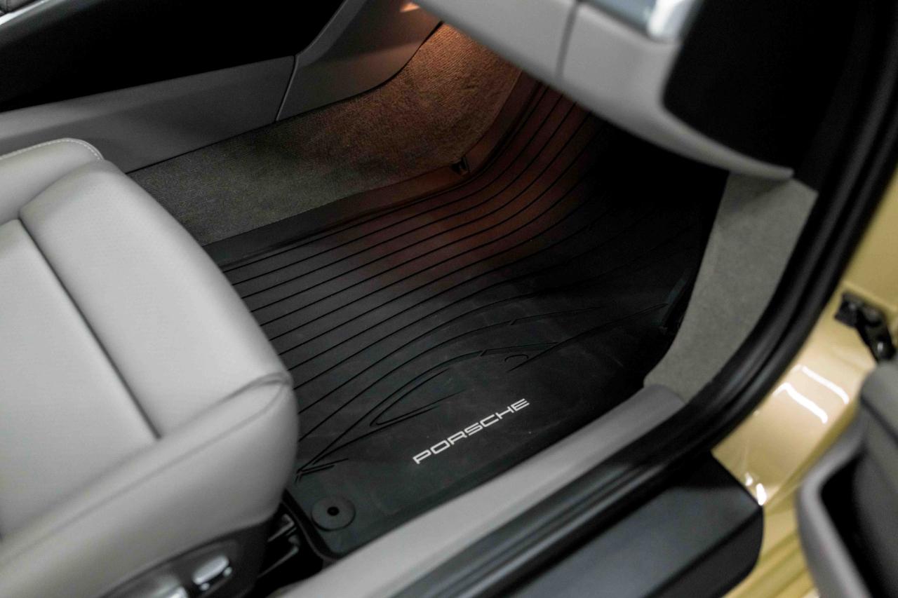 Porsche 911 Carrera S Coupe 2014