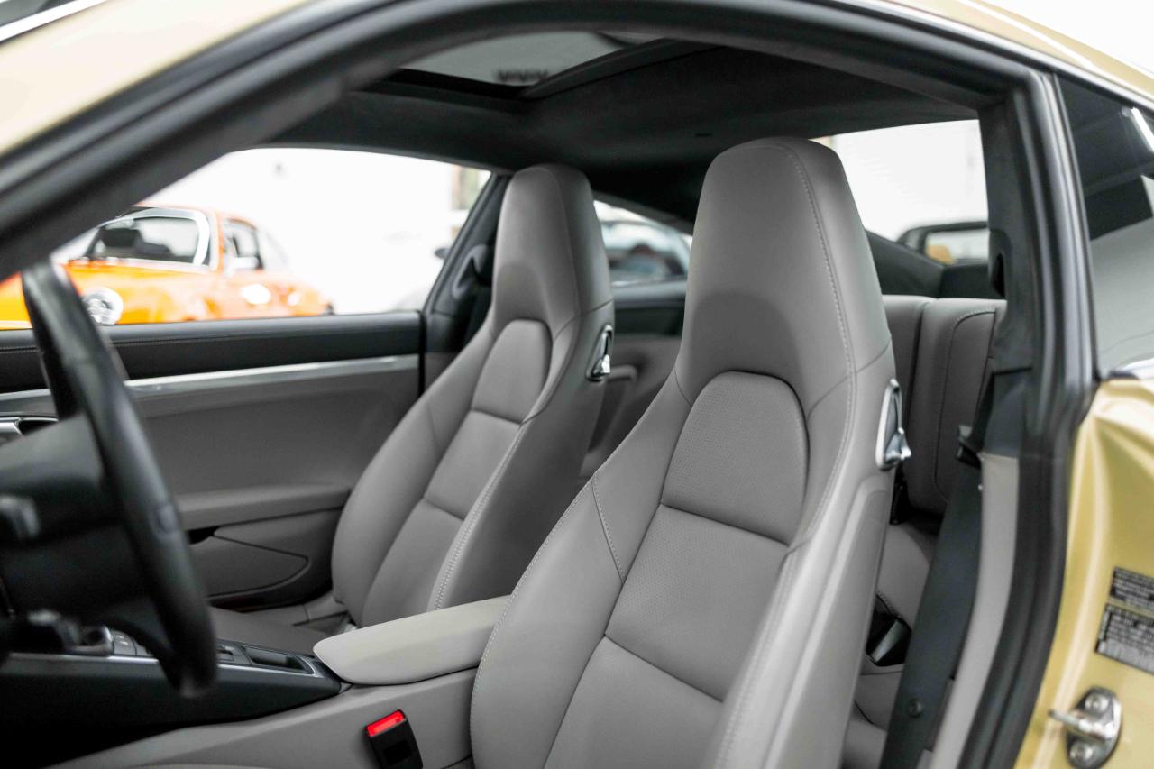 Porsche 911 Carrera S Coupe 2014