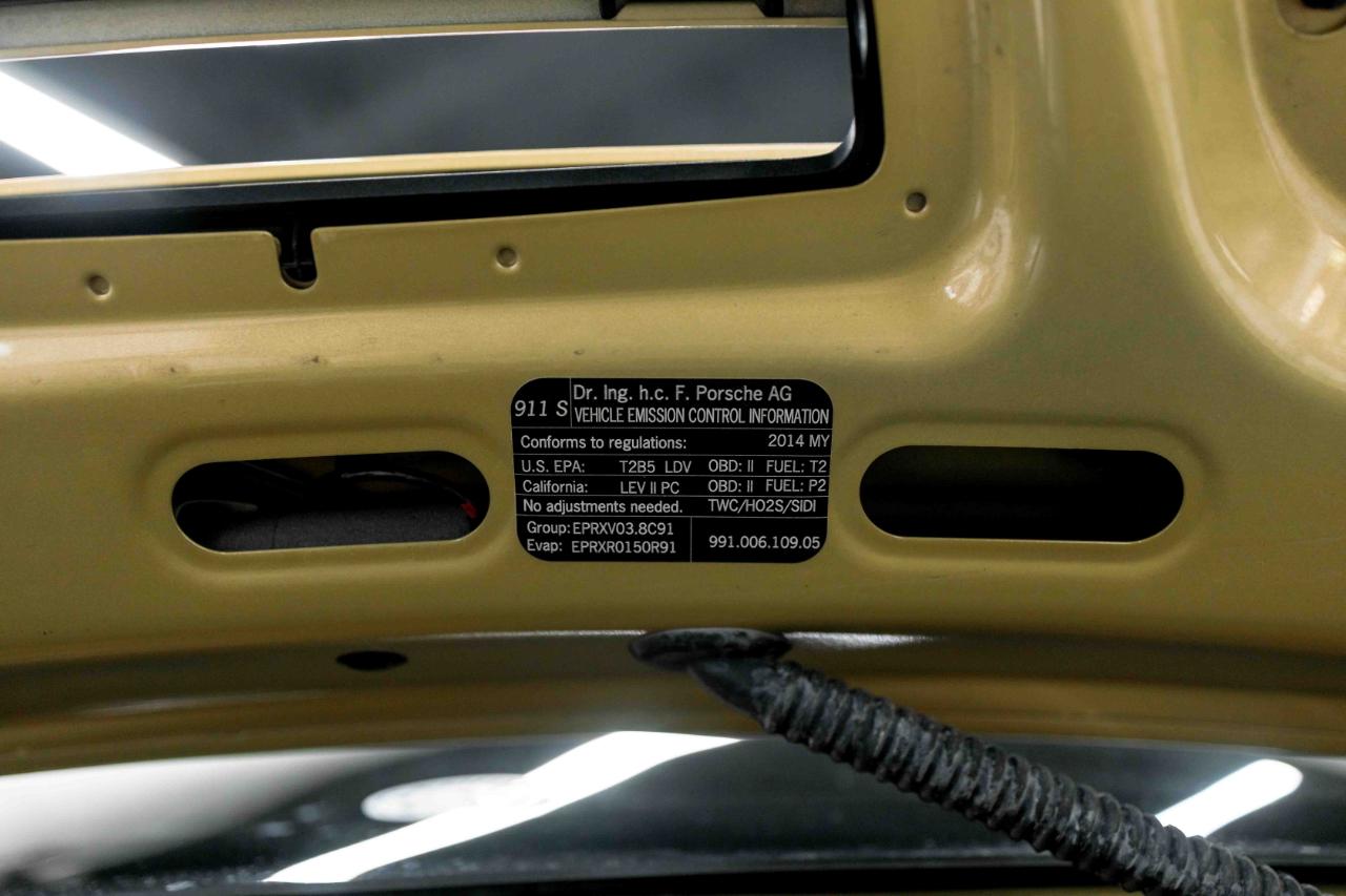 Porsche 911 Carrera S Coupe 2014