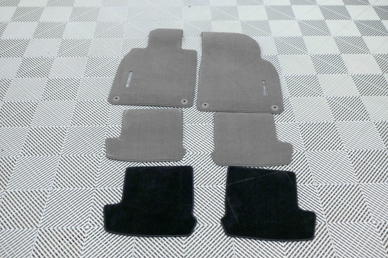 Porsche 911 Carrera S Coupe 2014