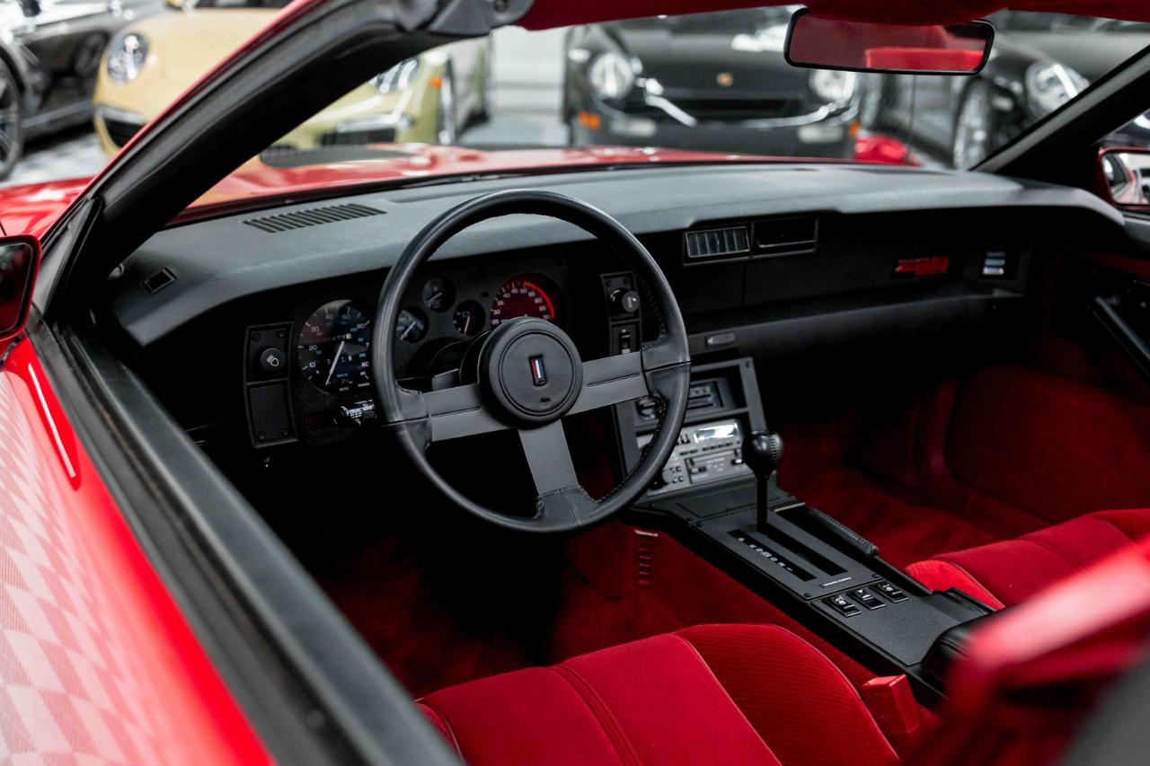 Chevrolet Camaro Z28 1985