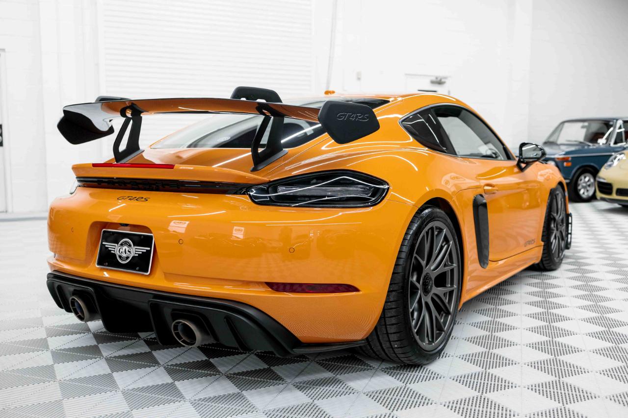 Porsche 718 Cayman GT4 RS 2025
