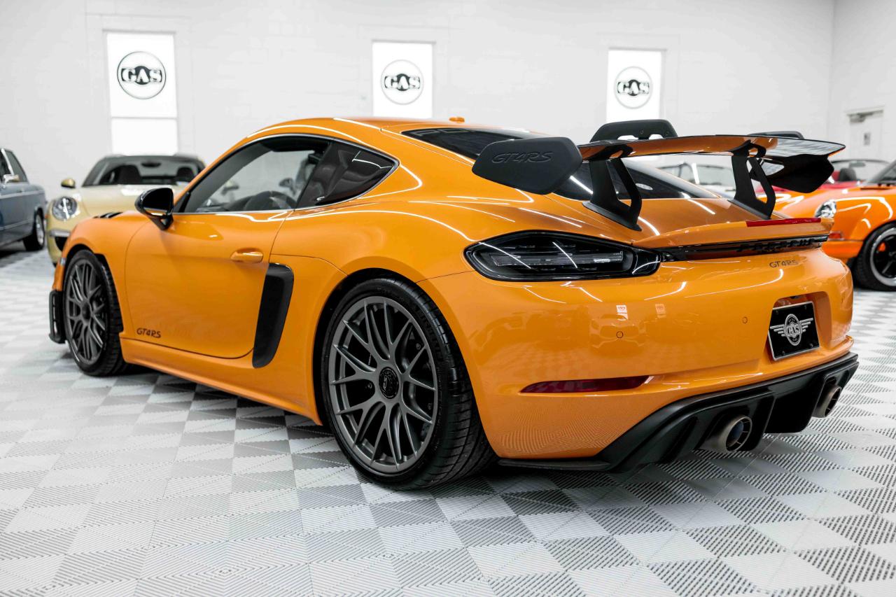 Porsche 718 Cayman GT4 RS 2025
