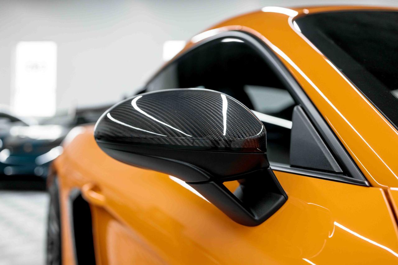 Porsche 718 Cayman GT4 RS 2025