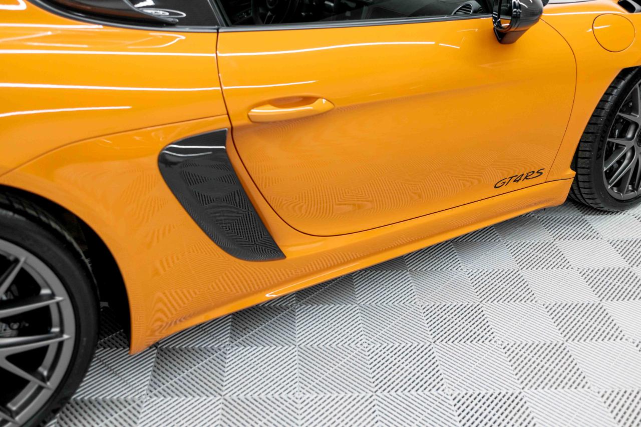 Porsche 718 Cayman GT4 RS 2025