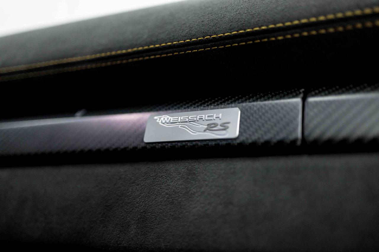 Porsche 718 Cayman GT4 RS 2025