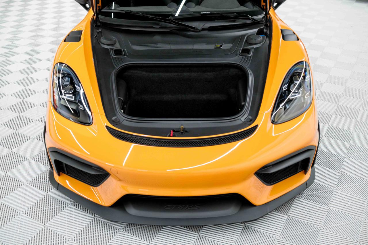 Porsche 718 Cayman GT4 RS 2025