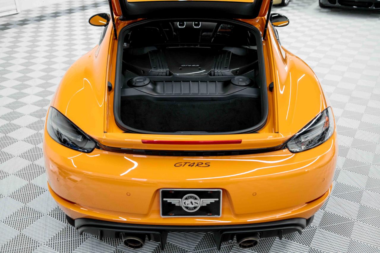 Porsche 718 Cayman GT4 RS 2025