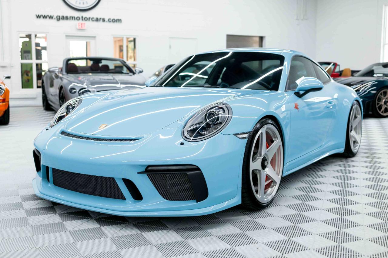 Porsche 911 GT3 Coupe w/Touring Package 2018