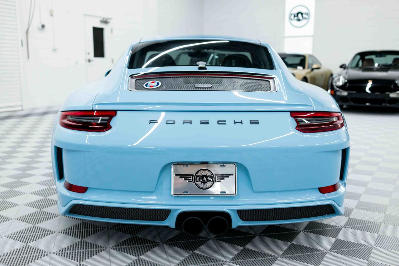 Porsche 911 GT3 Coupe w/Touring Package 2018