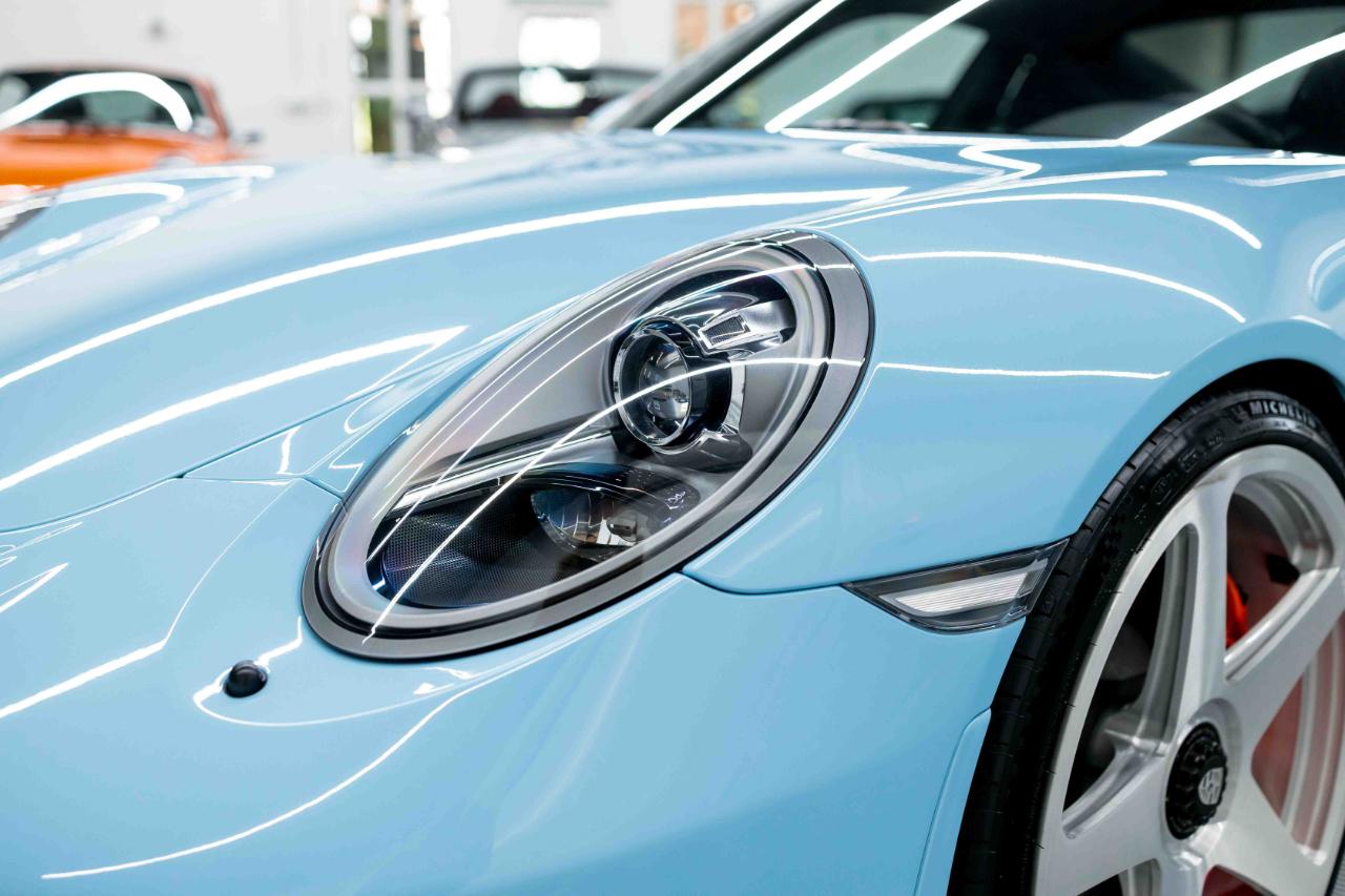 Porsche 911 GT3 Coupe w/Touring Package 2018