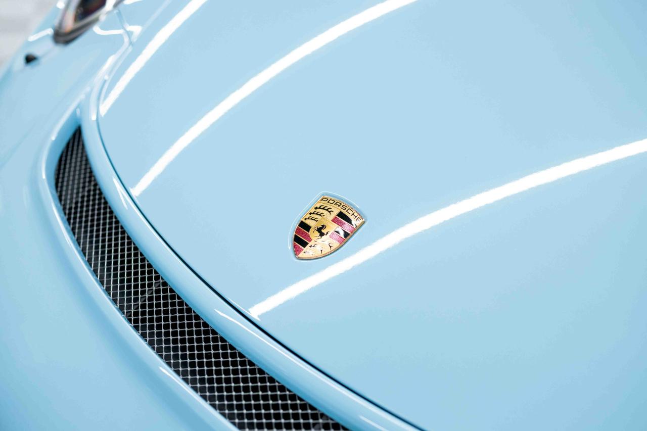 Porsche 911 GT3 Coupe w/Touring Package 2018