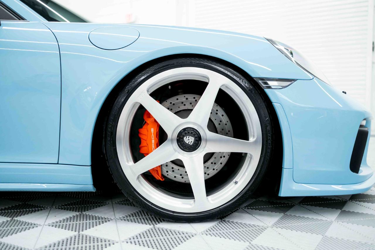 Porsche 911 GT3 Coupe w/Touring Package 2018