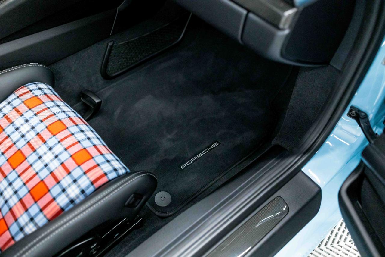 Porsche 911 GT3 Coupe w/Touring Package 2018