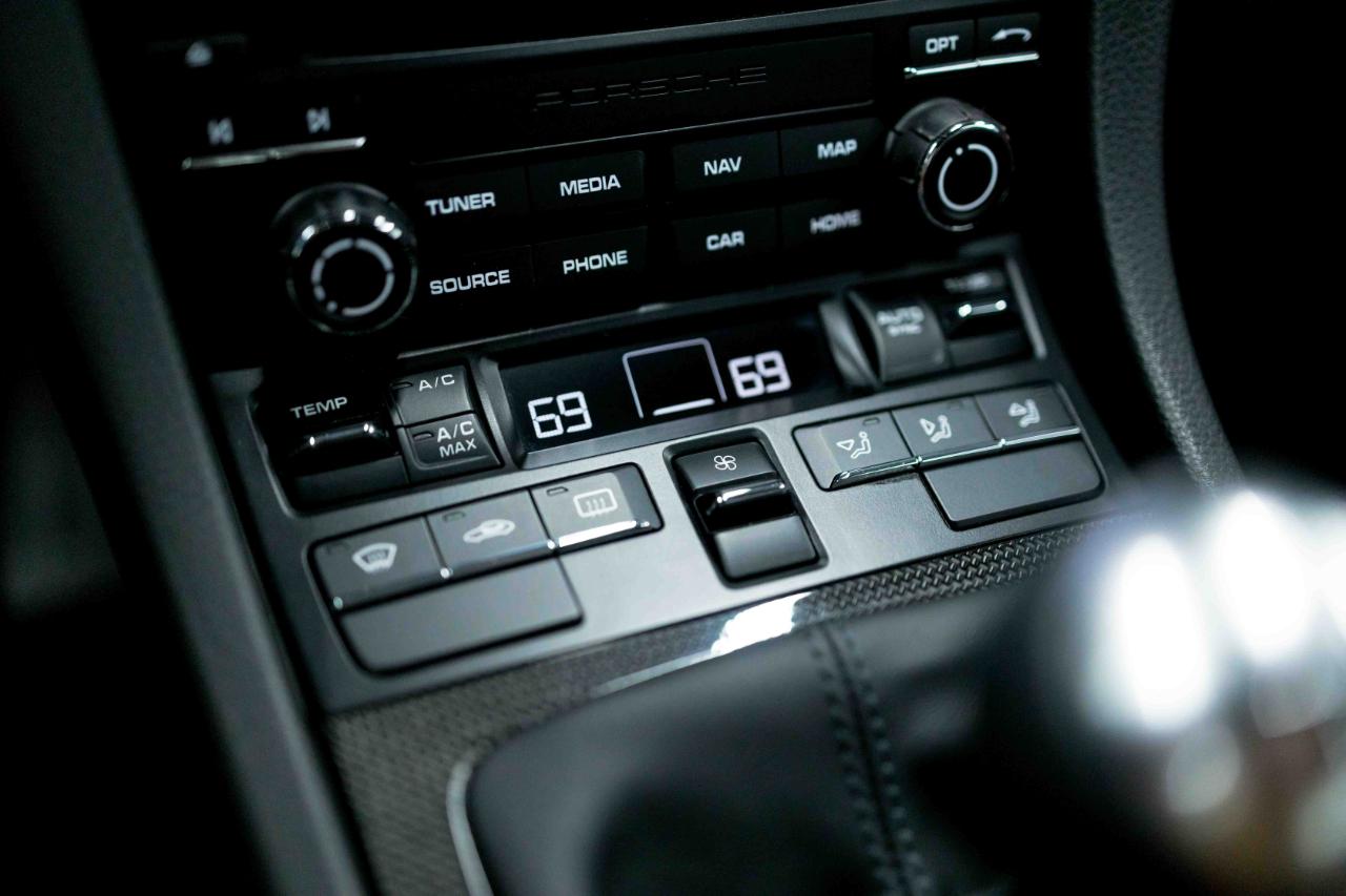 Porsche 911 GT3 Coupe w/Touring Package 2018