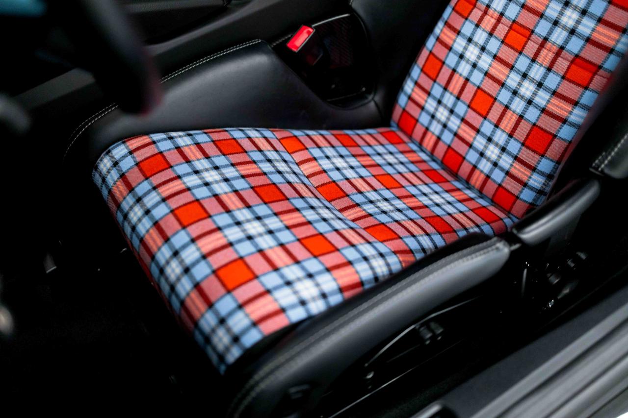 Porsche 911 GT3 Coupe w/Touring Package 2018