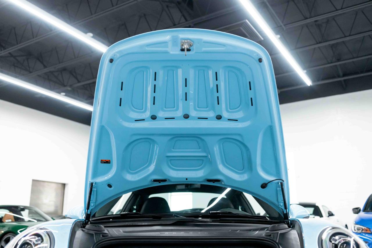 Porsche 911 GT3 Coupe w/Touring Package 2018