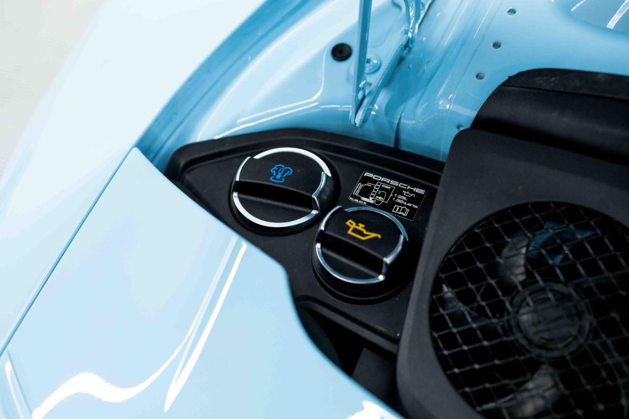 Porsche 911 GT3 Coupe w/Touring Package 2018