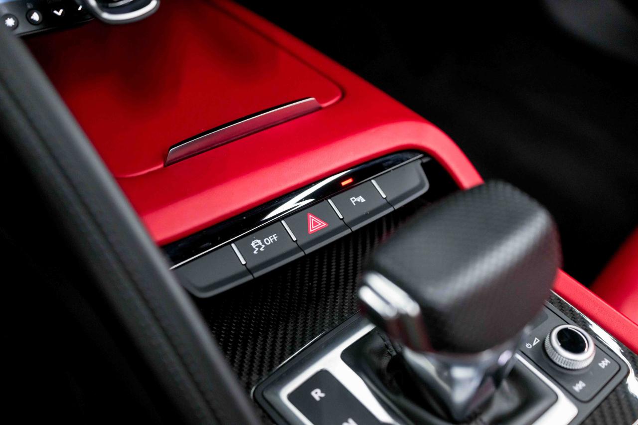 Audi R8 V10 quattro Spyder 2018