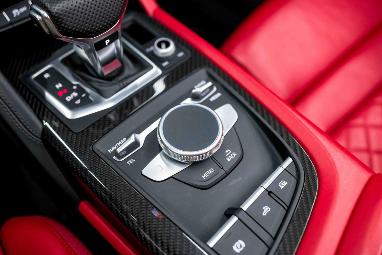 Audi R8 V10 quattro Spyder 2018