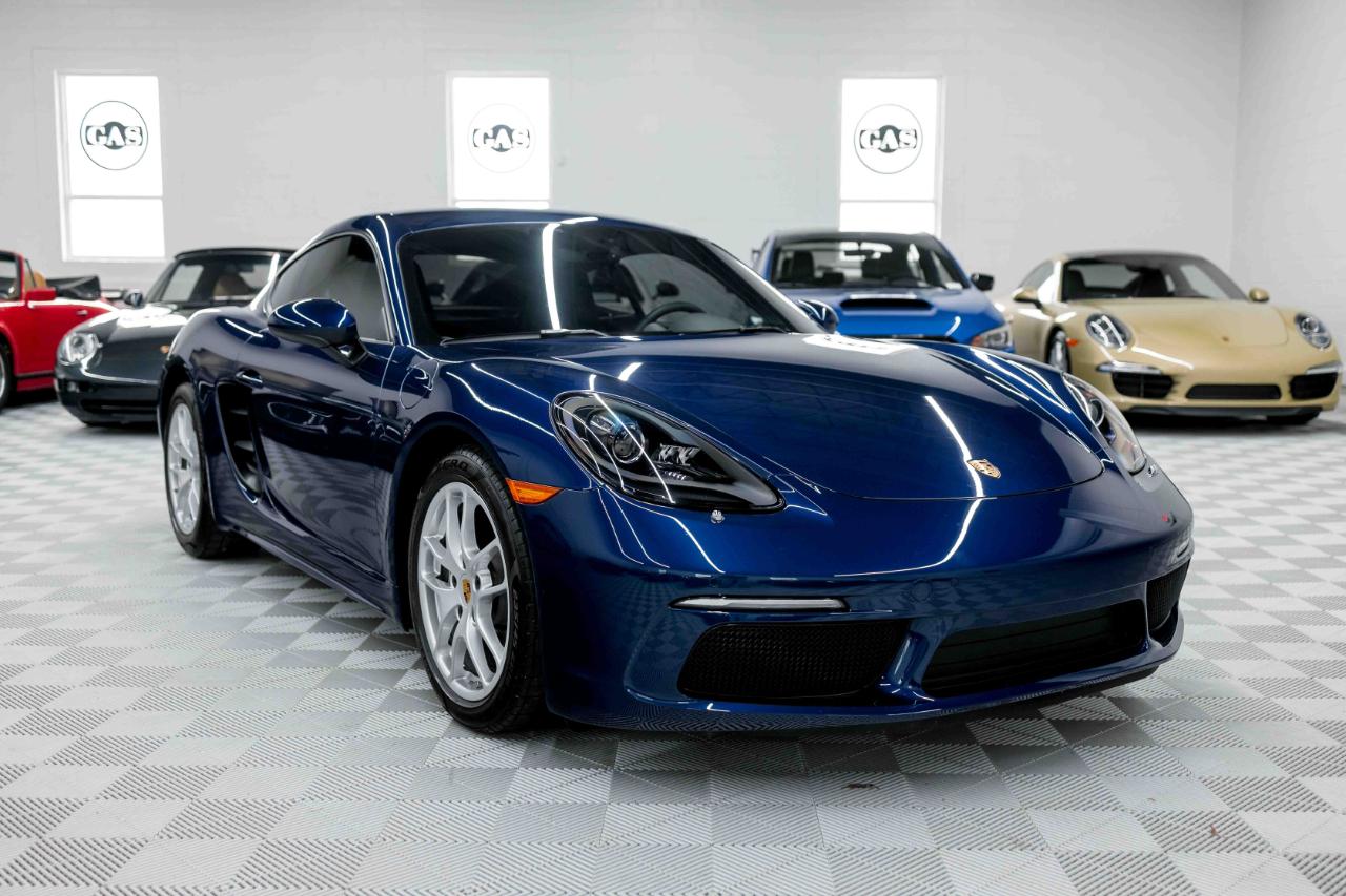 Porsche 718 Cayman Coupe 2023