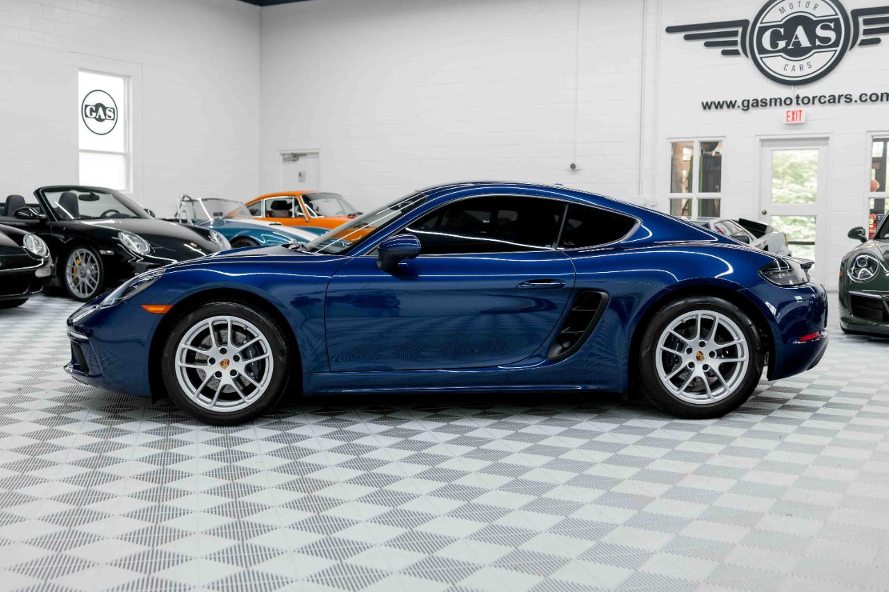 Porsche 718 Cayman Coupe 2023