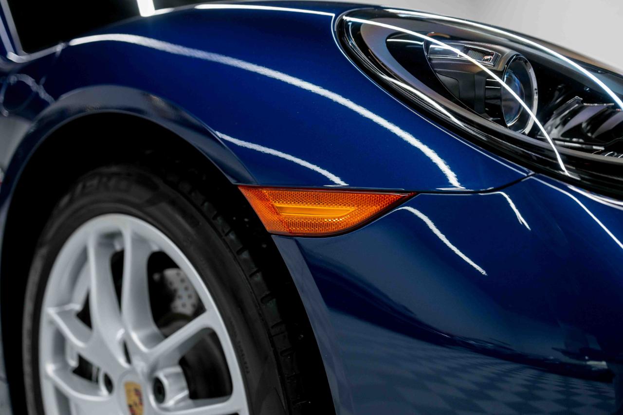 Porsche 718 Cayman Coupe 2023