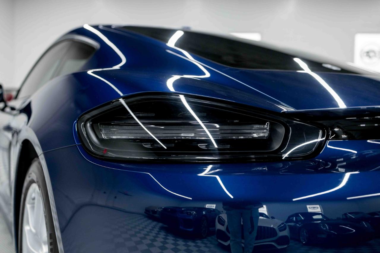 Porsche 718 Cayman Coupe 2023