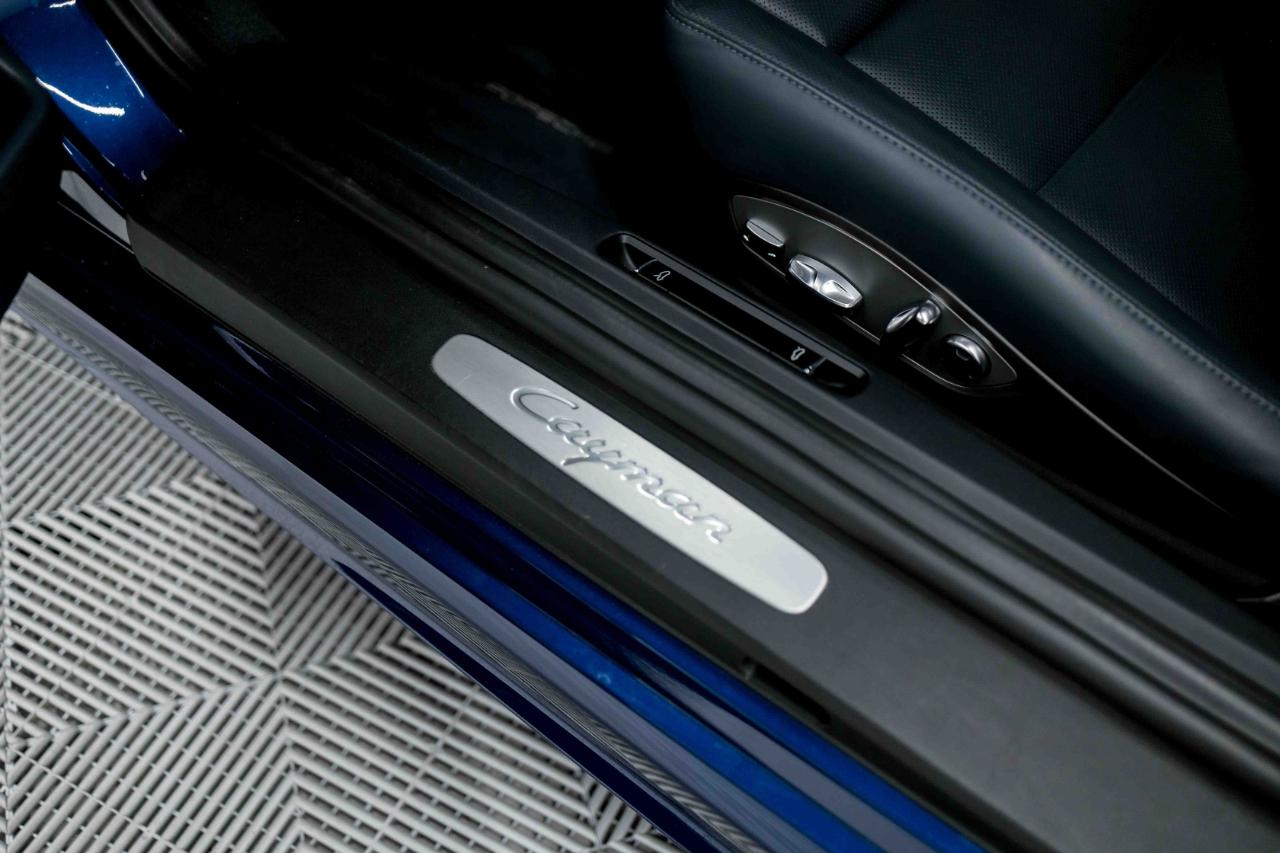 Porsche 718 Cayman Coupe 2023