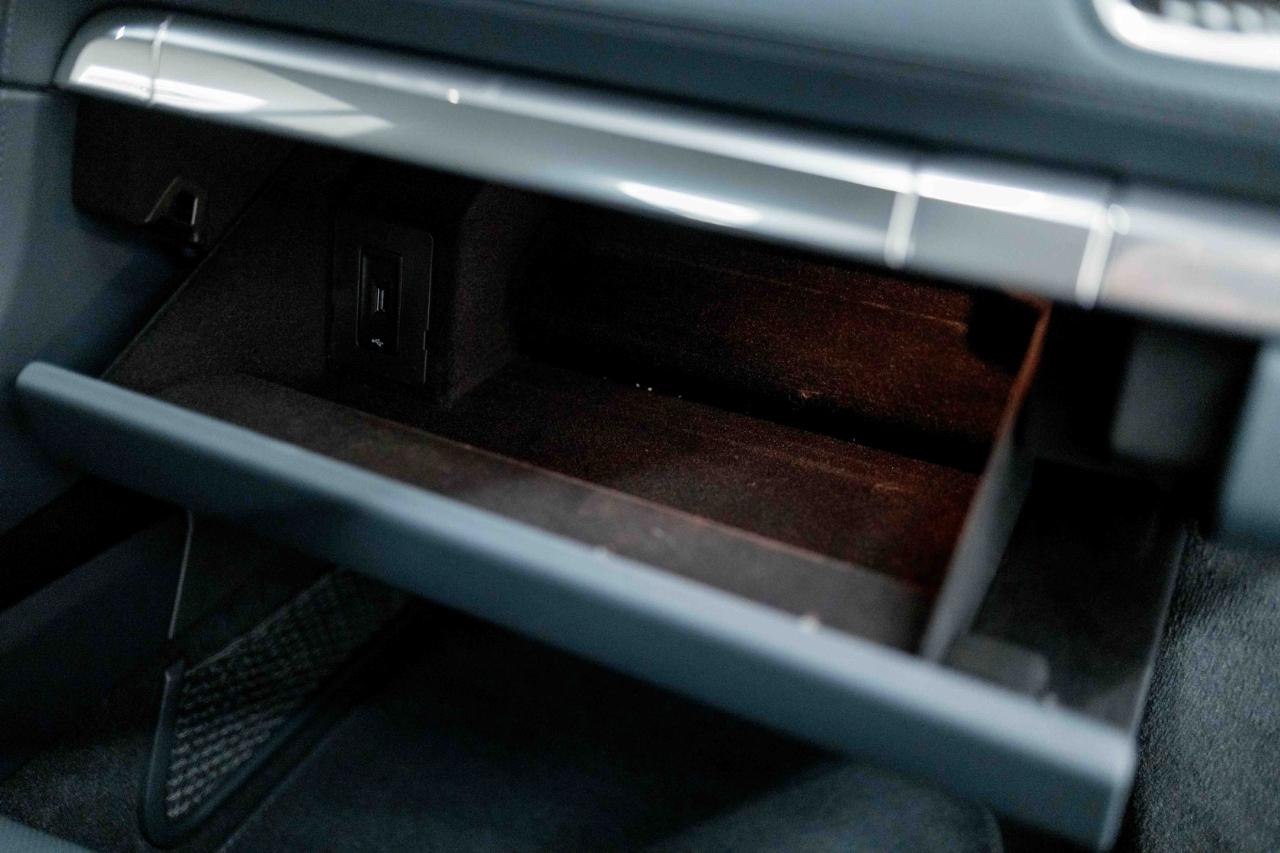 Porsche 718 Cayman Coupe 2023