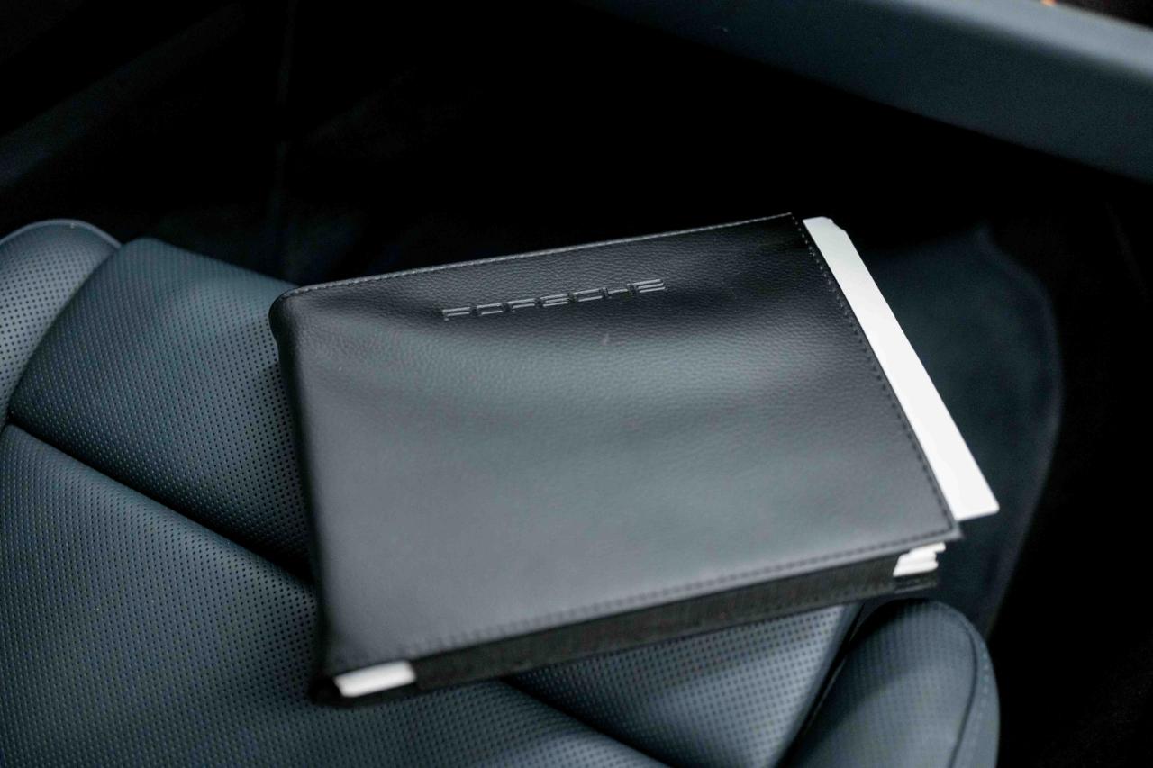 Porsche 718 Cayman Coupe 2023