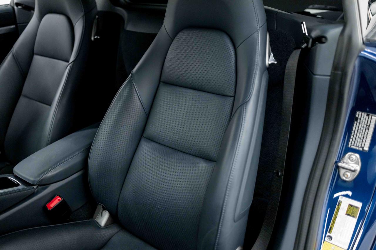 Porsche 718 Cayman Coupe 2023