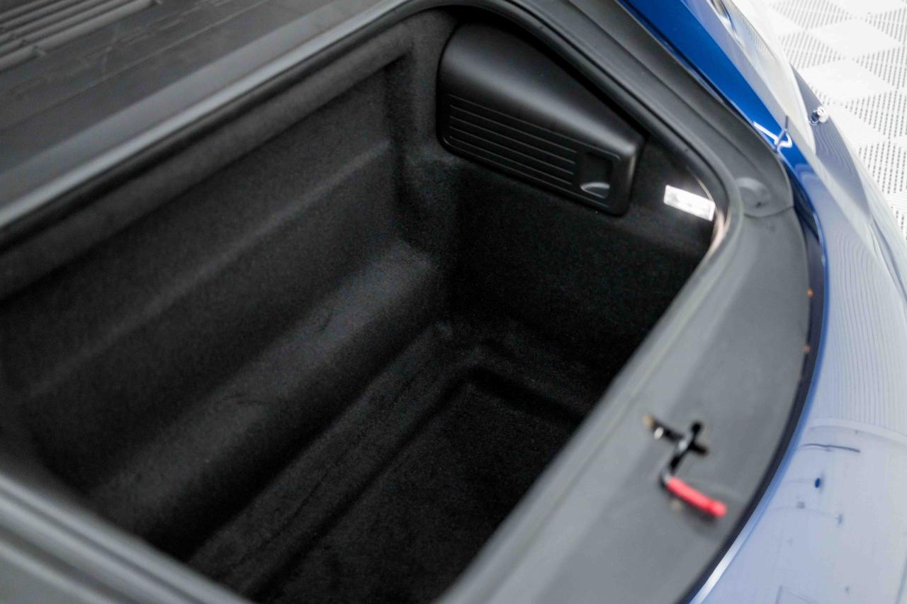 Porsche 718 Cayman Coupe 2023