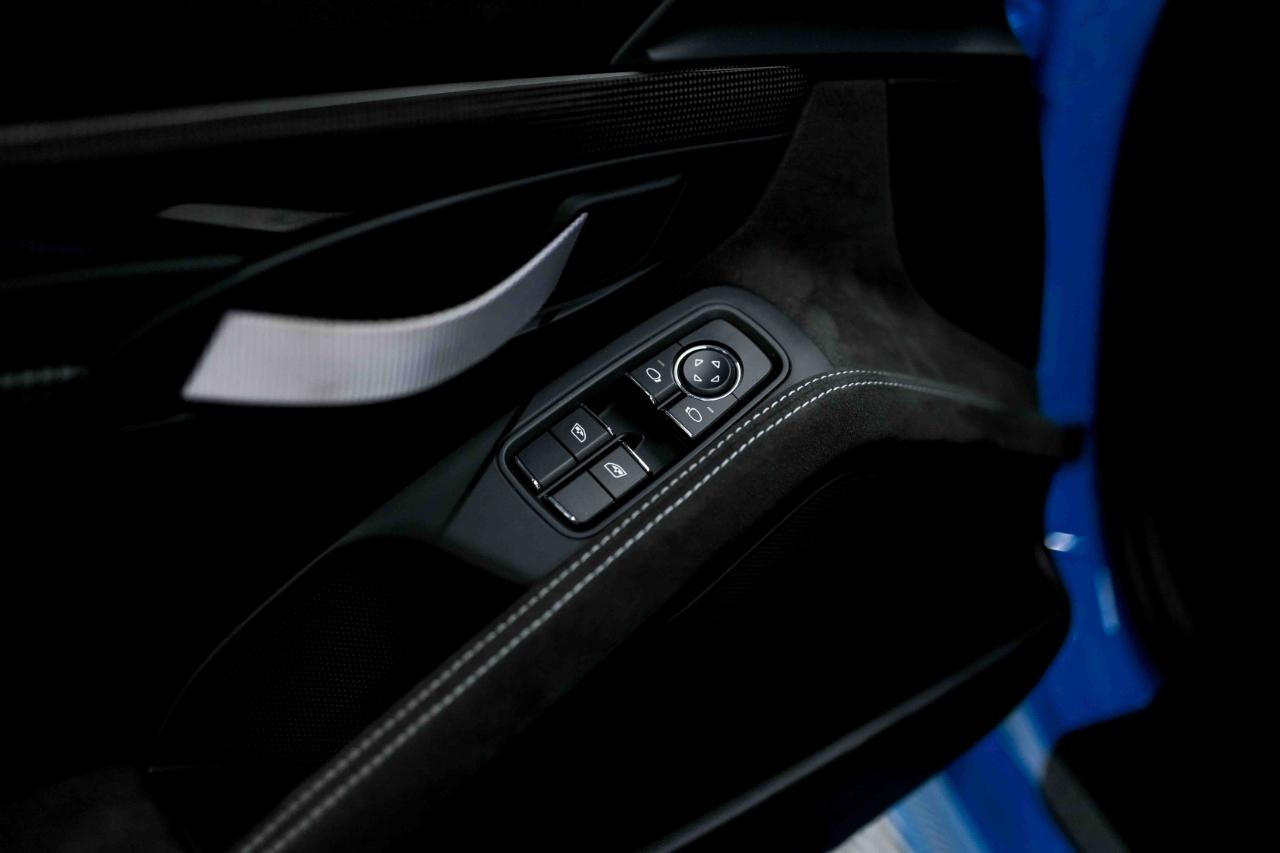 Porsche 718 Cayman GT4 2022