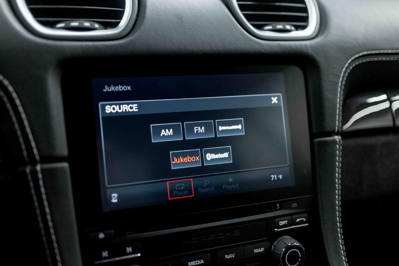 Porsche 718 Cayman GT4 2022