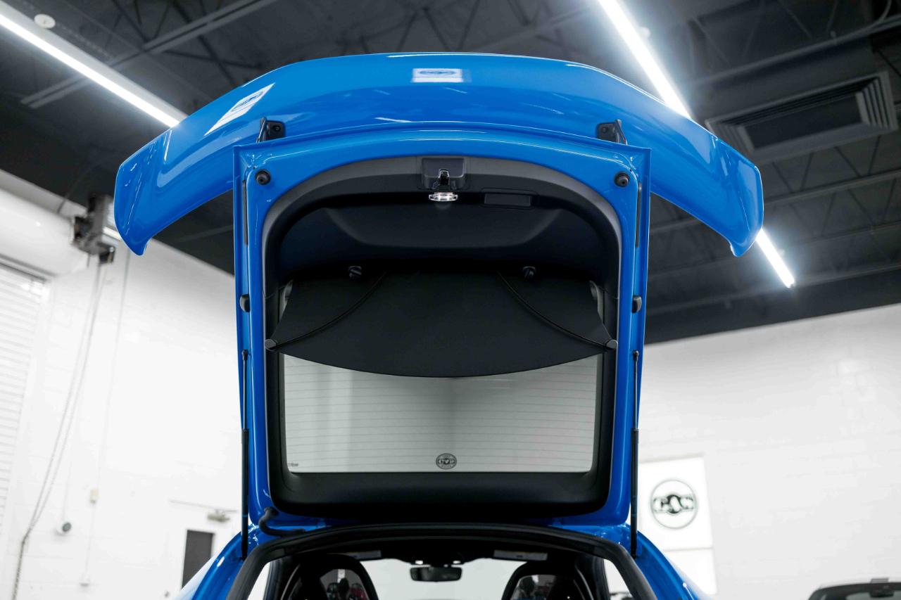 Porsche 718 Cayman GT4 2022