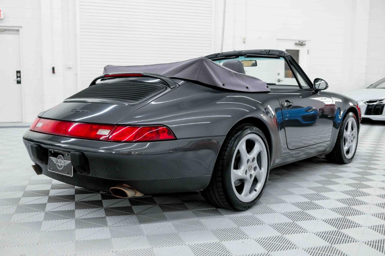 Porsche 911 Carrera Cabriolet 1997