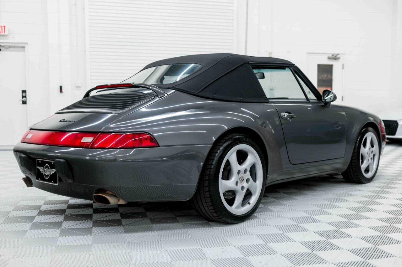 Porsche 911 Carrera Cabriolet 1997