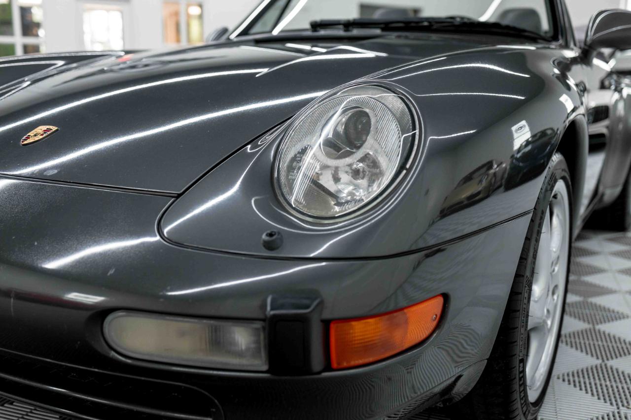 Porsche 911 Carrera Cabriolet 1997
