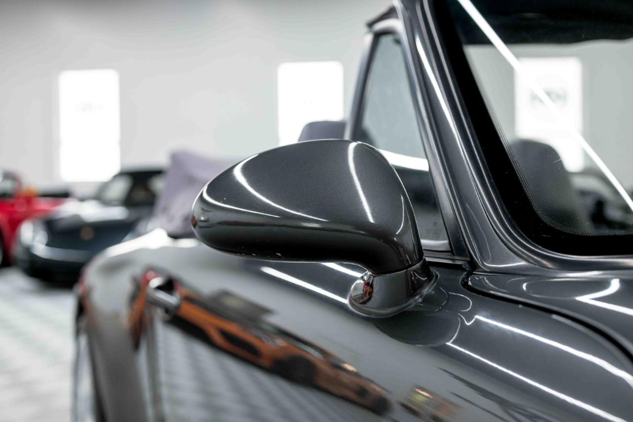 Porsche 911 Carrera Cabriolet 1997